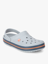 Load image into Gallery viewer, 10520a94-abdd-4368-bc3b-d31549738f441631106041308-Crocs-Unisex-Sandals-2611631106040997-1.jpg
