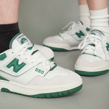 Load image into Gallery viewer, With Original Box -  New Balance 550 &#39;White Green&#39; BB550WT1
