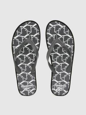 267833bb-5a09-45b3-867d-1ce733b2cf7e1623134613306-Reebok-Men-Flip-Flops-7781623134612993-1.jpg