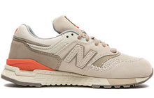 Load image into Gallery viewer, With Original Box -  (WMNS) New Balance 997 Series WL997HSB
