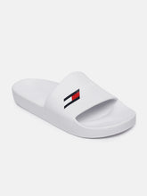 Load image into Gallery viewer, 321f434a-40aa-4d2c-9773-15c38bf4c6a71634725723477-Tommy-Hilfiger-Men-Flip-Flops-8141634725723333-2.jpg
