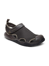 Load image into Gallery viewer, 3d9fce73-a970-495a-b426-fbe558398cc61544011662948-Crocs-Men-Coffee-Brown-Solid-Clogs-1931544011661344-1.jpg
