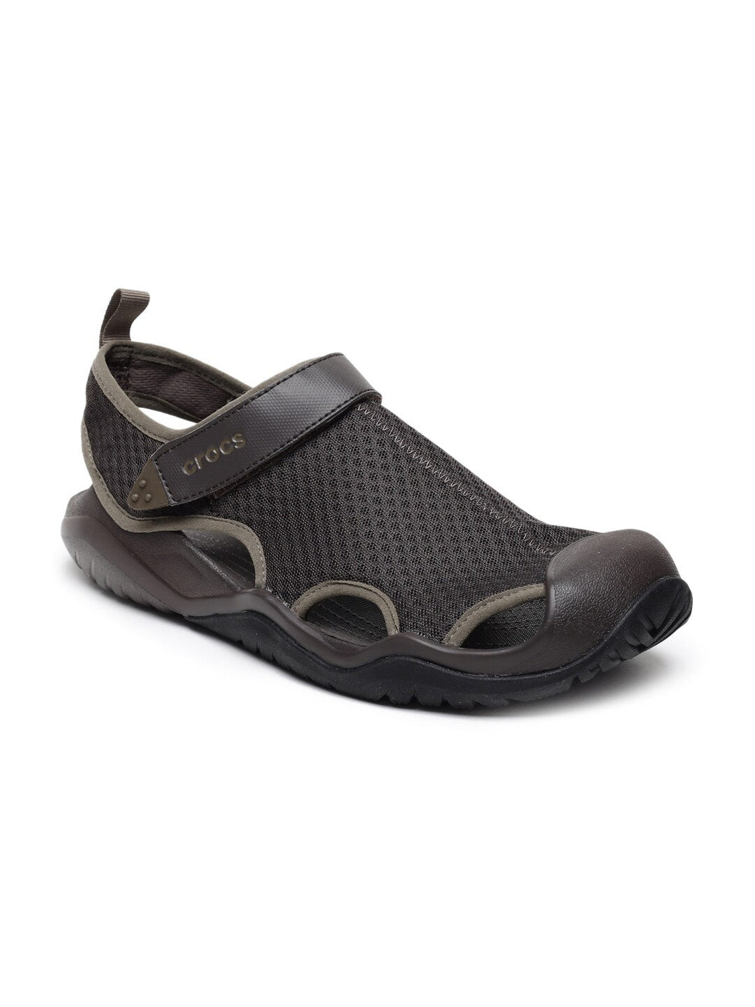 3d9fce73-a970-495a-b426-fbe558398cc61544011662948-Crocs-Men-Coffee-Brown-Solid-Clogs-1931544011661344-1.jpg