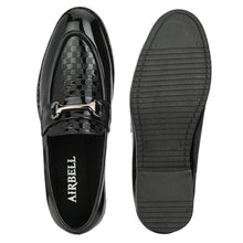 Load image into Gallery viewer, AIRBELL Men&#39;s Black Solid Patent foam Outdoor casual Loafers
