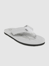 Load image into Gallery viewer, 659186dd-547f-4795-8786-84724a5717561623231922395-Reebok-Men-Flip-Flops-4281623231922155-2.jpg
