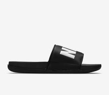 Load image into Gallery viewer, By_Rich_Ale_slipper_style_hawai_ Nike Unisex Offcourt Slides - (BQ4639 012) - OF - R2L15
