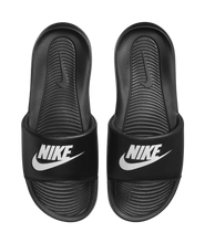 Load image into Gallery viewer, By_Rich_Ale_slipper_style_hawai_ Nike Unisex Victori One Slides Black - (CN9675 002) - VB - R2L13
