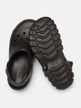 Load image into Gallery viewer, a99659e7-378d-47ab-8769-6c20ebaf702d1584703389016-Crocs-Unisex-Brown-Sandals-5661584703387696-3.jpg
