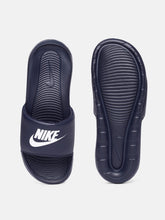 Load image into Gallery viewer, acc56f0d-d558-46f9-bb3c-c0ffe19802a61639134883784-Nike-Victori-One-Mens-Slides-8931639134883317-4.jpg
