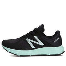 Load image into Gallery viewer, With Original Box -  (WMNS) New Balance PERFORMANCE - FLASH &#39;Black Green&#39; WFLSHMT5
